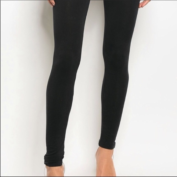 🌟 BUNDLE ONLY Vintage Wash Black Leggings - Picture 5 of 10